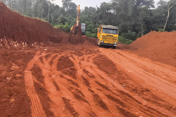 Obra de Terraplanagem 6